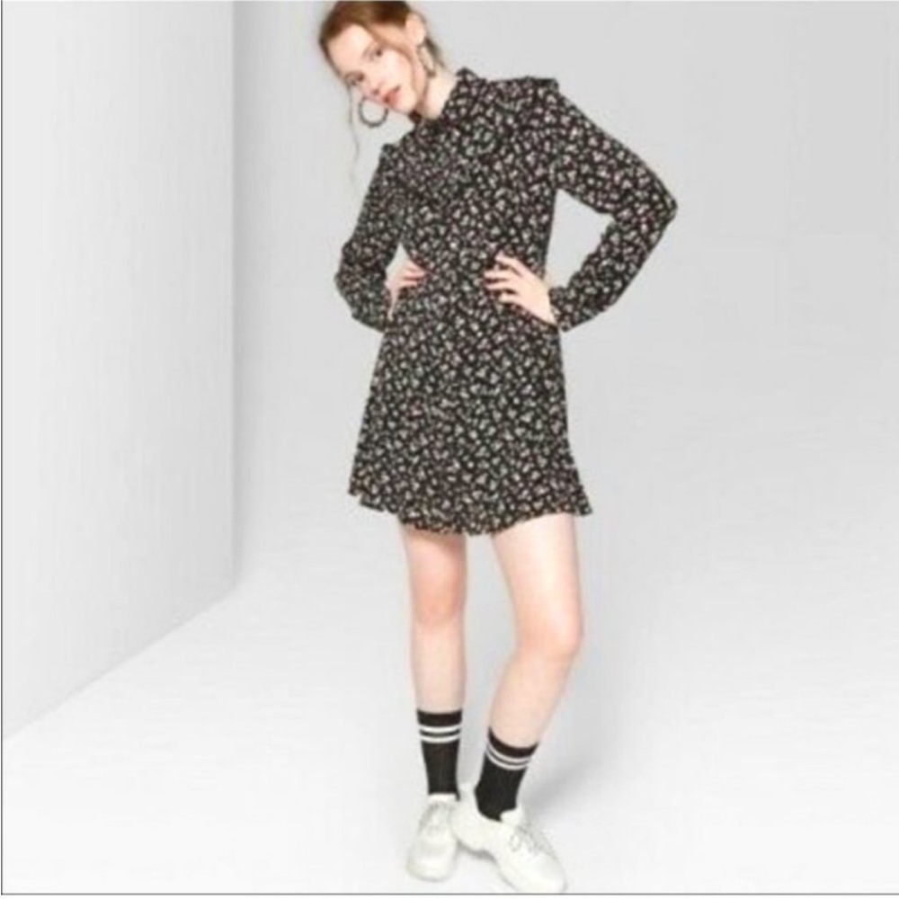 Wild Fabe Ditsy Dark Floral Western Long Sleeve Dress Beaded Collar and Yoke